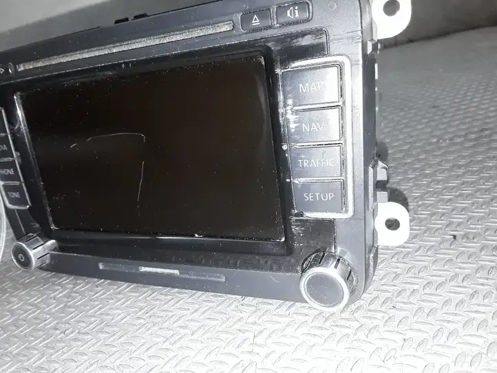 Volkswagen Touran I (2003 - 2010) 1T0035680B Магнитола / мультимедийная система — фото 4
