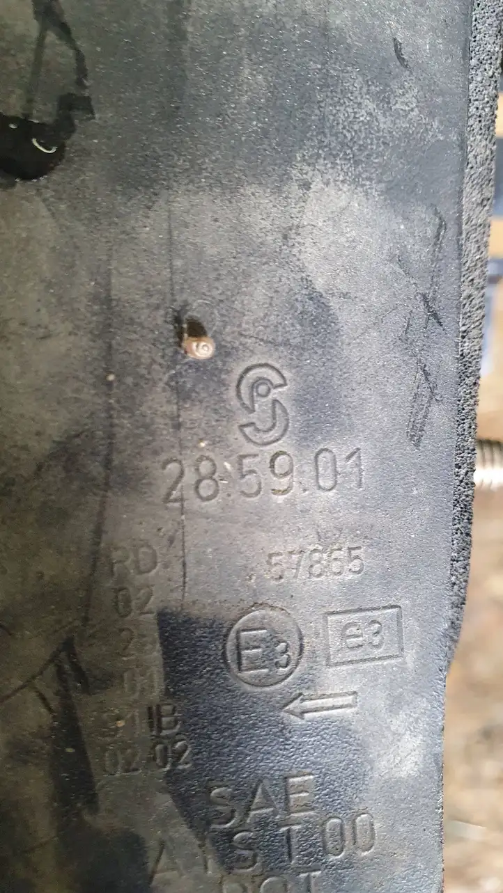 Volvo S40, V40 (2000 - 2004) 285901 Задний фонарь в кузове — фото 3