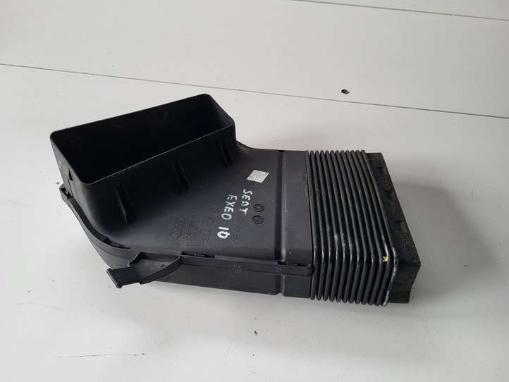 Seat Exeo (3R) (2008 - 2013)   Деталь (детали) канала забора воздуха
