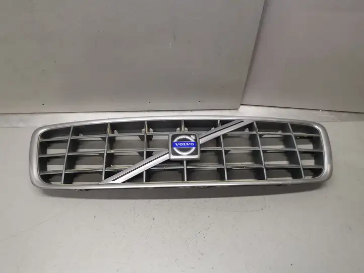 Volvo XC70 (2000 - 2004) 9190986 Верхняя решетка радиатора — фото 1