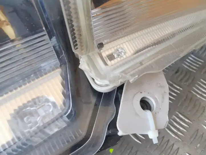 Nissan Leaf I (ZE0) (2010 - 2017) 260103NF0A Передняя фара — фото 12