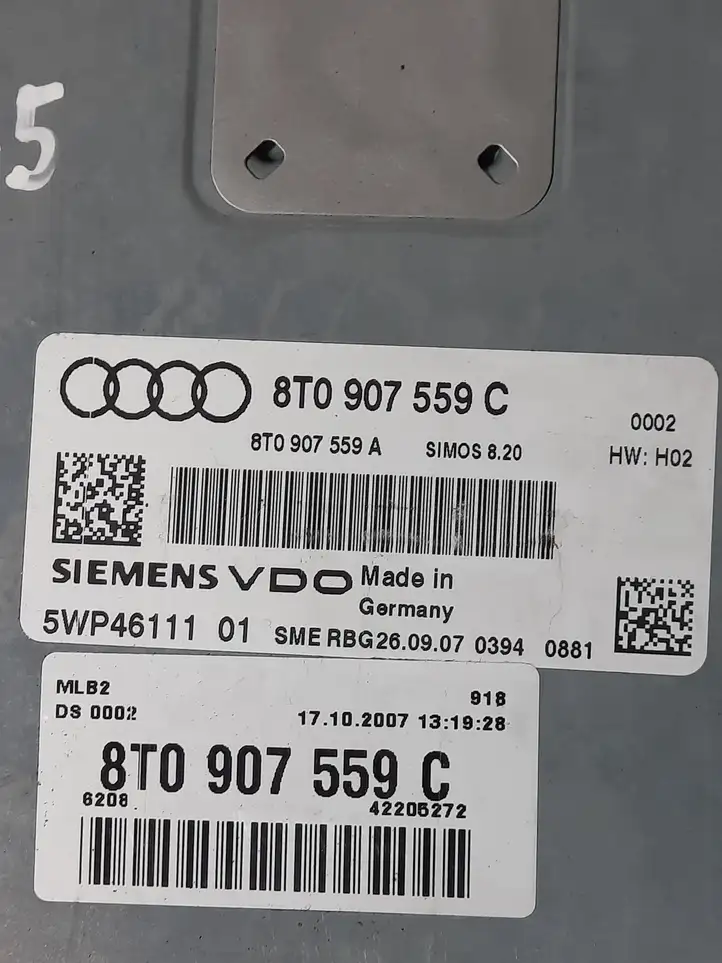 Audi A5 8T 8F (2007 - 2011) 8T0907559C Блок управления двигателем (ЭБУ) — фото 2