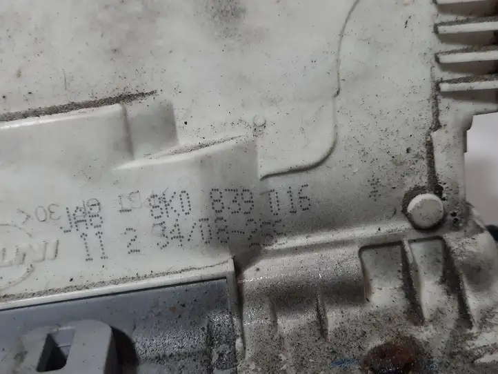 Audi A4 S4 B8 8K (2007 - 2011) 8K0839016 Замок задней двери — фото 2