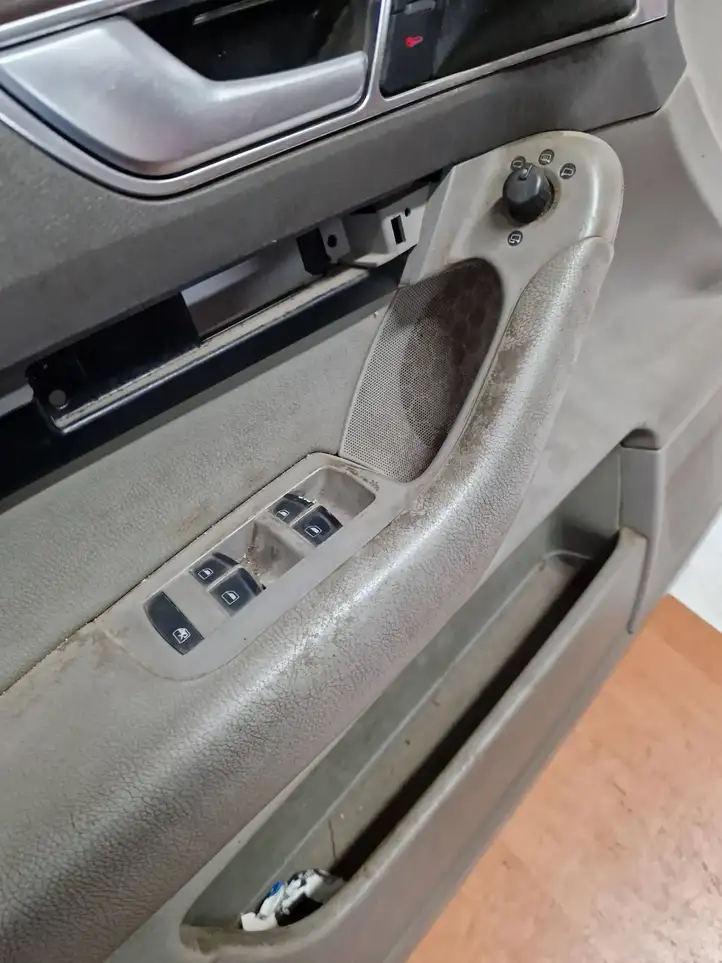 Audi A6 S6 C6 4F (2004 - 2008) 4F1867105A Обшивка передней двери — фото 2