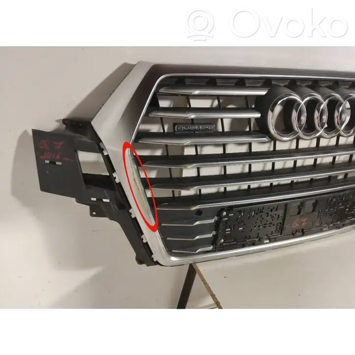 Audi Q7 4M (2015 - ) 4M0853651 Верхняя решетка радиатора — фото 2
