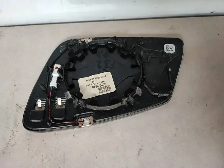 BMW 4 F32 F33 (2013 - 2017) 9251329001 Стекло бокового зеркала — фото 2
