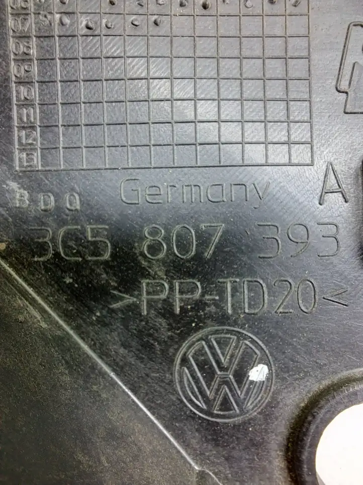 Volkswagen PASSAT B6 (2005 - 2010) 3G5807393 Кронштейн заднего бампера — фото 3