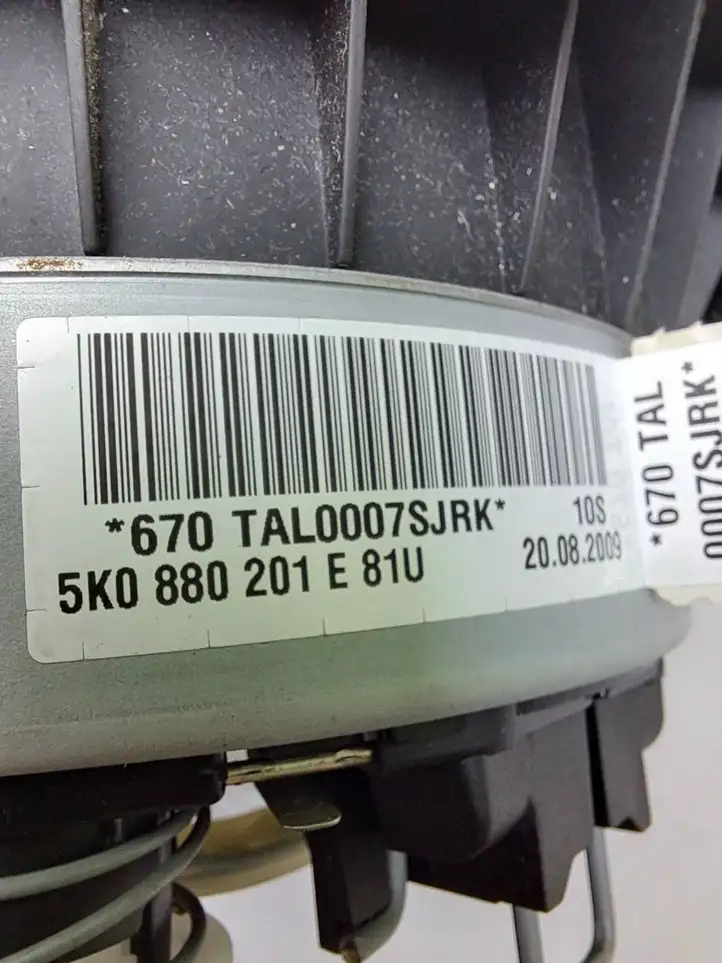 Volkswagen Golf VI (2009 - 2013) 5K0880201E Подушка безопасности руля — фото 3