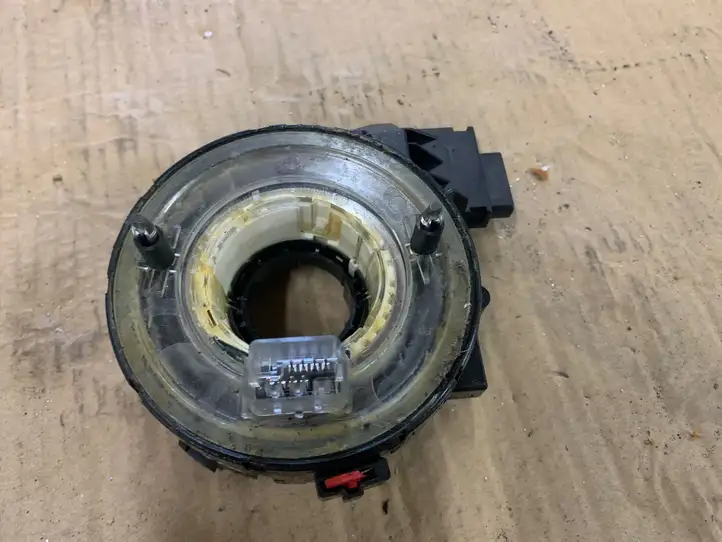 Volkswagen Tiguan (2007 - 2011) 1K0959653C Контактное кольцо SRS — фото 1
