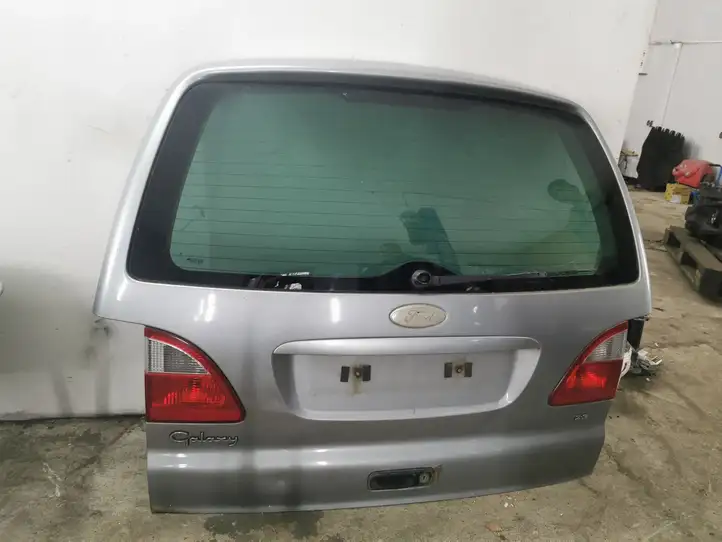 Ford Galaxy (2000 - 2006) Крышка багажника — фото 1