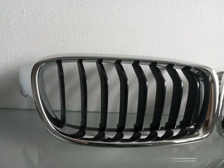 BMW 3 F30 F35 F31 (2012 - 2018) 7295441 Передняя решетка — фото 3