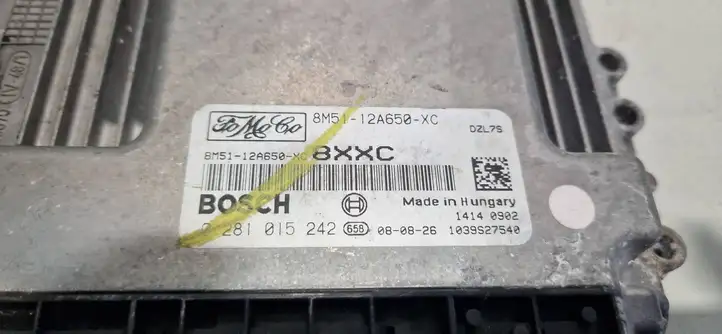 Ford Focus (2005 - 2008) 8M5112A650XC Блок управления двигателем (ECU) — фото 1