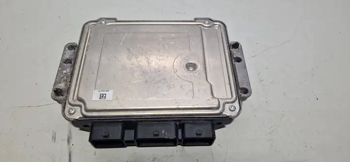 Ford Focus (2005 - 2008) 8M5112A650XC Блок управления двигателем (ECU) — фото 3