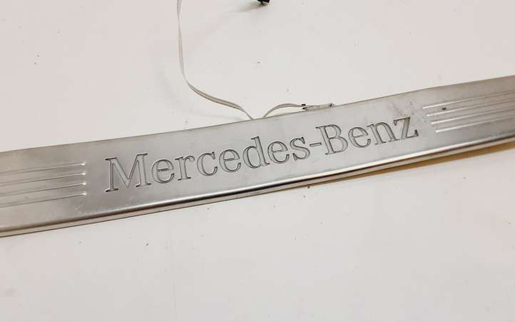 Mercedes-Benz C W205 (2014 - 2021)  A2056807003 Отделка переднего порога (внутренняя)