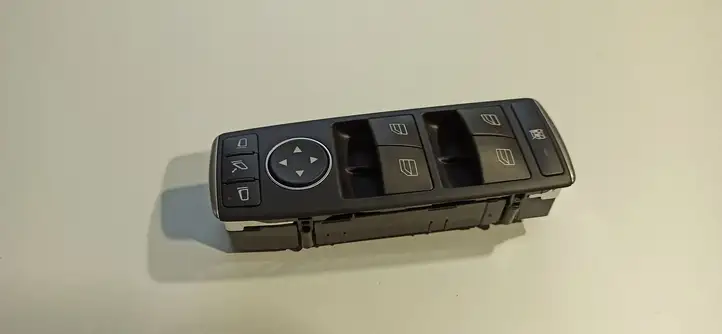Mercedes-Benz C W204 (2007 - 2014) A2049055402 Блок кнопок стеклоподъемников — фото 2