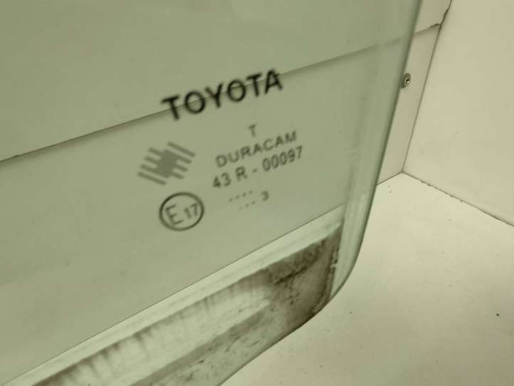 Toyota Verso (2012 - 2015)  43R00097 Основное стекло передних дверей (четырехдверного автомобиля)