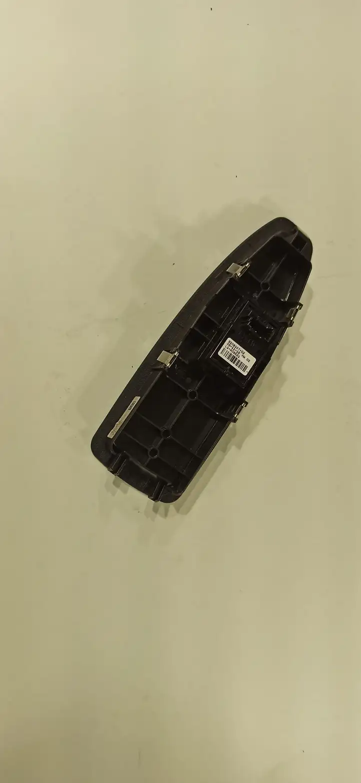 BMW 3 F30 F35 F31 (2012 - 2018) 9208107 Блок кнопок стеклоподъемников — фото 4