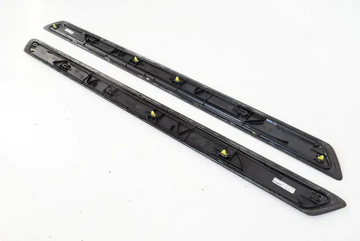 BMW 2 F22 F23 (2013 - 2017) 8059061 Внутренняя обшивка порога (комплект) — фото 3