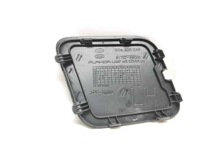 Hyundai i30 (2012 - 2015)  81752A6000 Обшивка крышки багажника