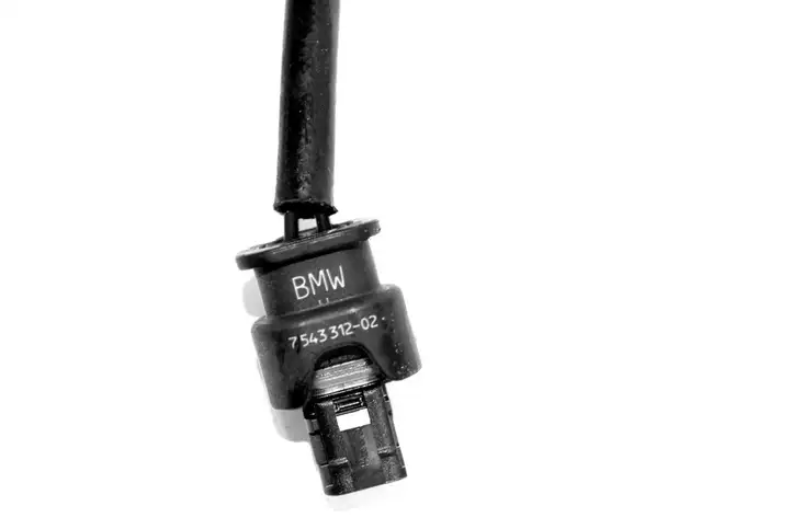 BMW 3 F30 F35 F31 (2012 - 2018) 8514929 Датчик температуры масла — фото 4