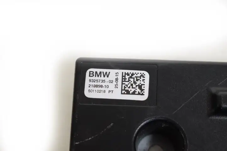 BMW 3 F30 F35 F31 (2012 - 2018) 9325735 Усилитель антенны — фото 5