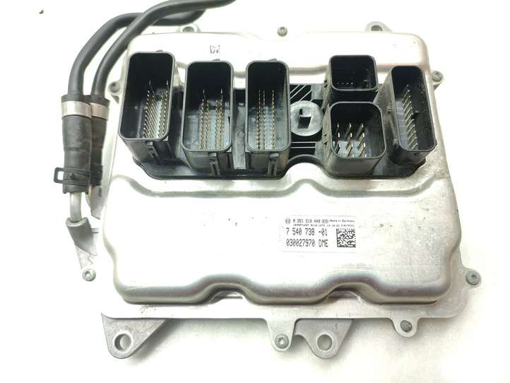BMW 7 F01 F02 F03 F04 (2008 - 2016)  7540738 Блок управления двигателя