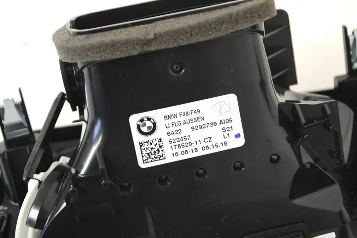 BMW X2 F39 (2018 - 2022) 9292739 Воздушная решетка панели — фото 6