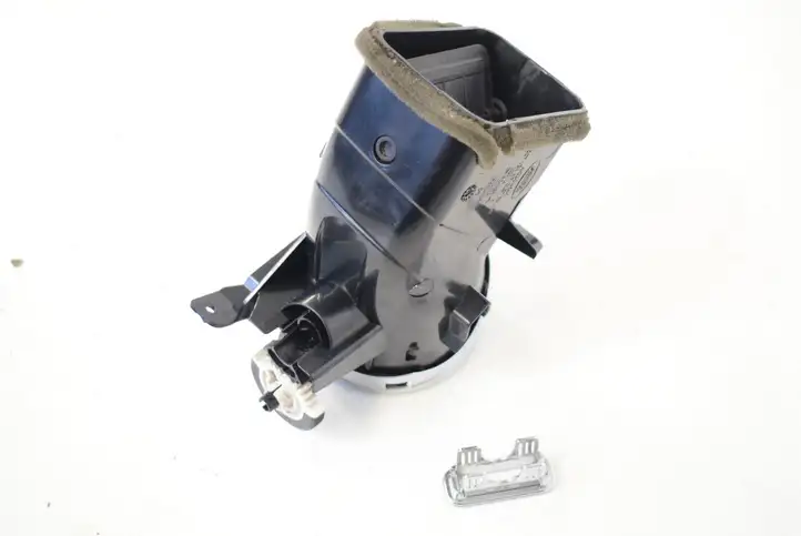 Land Rover Discovery 4 - LR4 (2009 - 2013) AH2201454C Воздушная решетка панели — фото 2