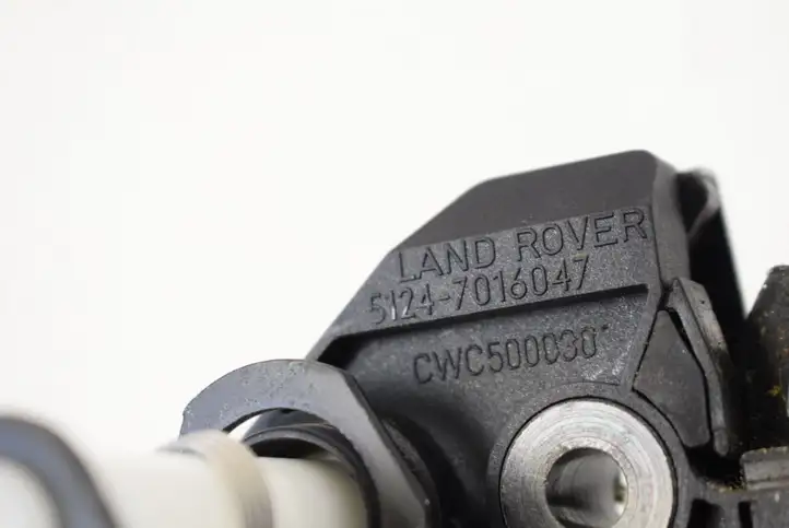 Land Rover Discovery 4 - LR4 (2009 - 2013) CWC500030 Замок крышки багажника — фото 5