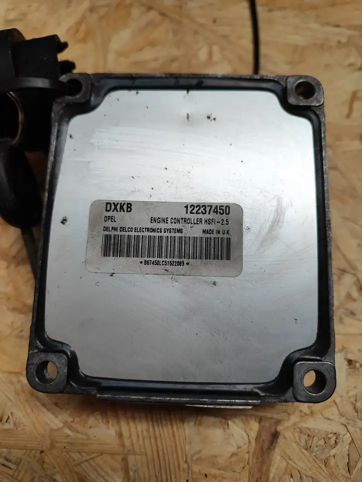 Opel Corsa C (2003 - 2006) 12237450 Комплект системы зажигания — фото 2