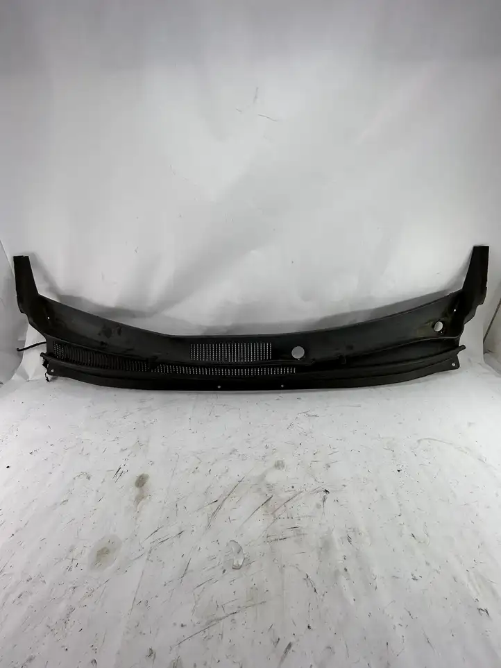 Hyundai Santa Fe (2005 - 2009) 861502B000 Жабо стеклоочистителей — фото 1