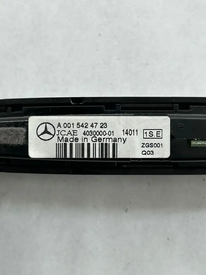 Mercedes-Benz E W212 (2009 - 2016) A0015424723 Экран парктроника PDC — фото 2