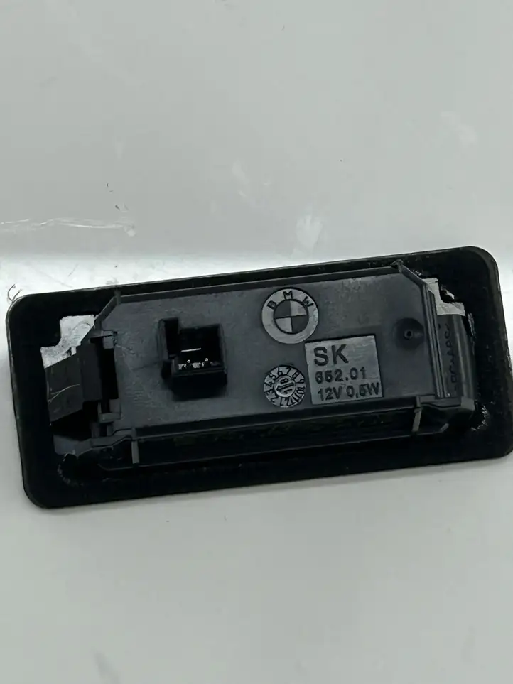 BMW 4 F32 F33 (2013 - 2017) 7193293 Подсветка номера — фото 3