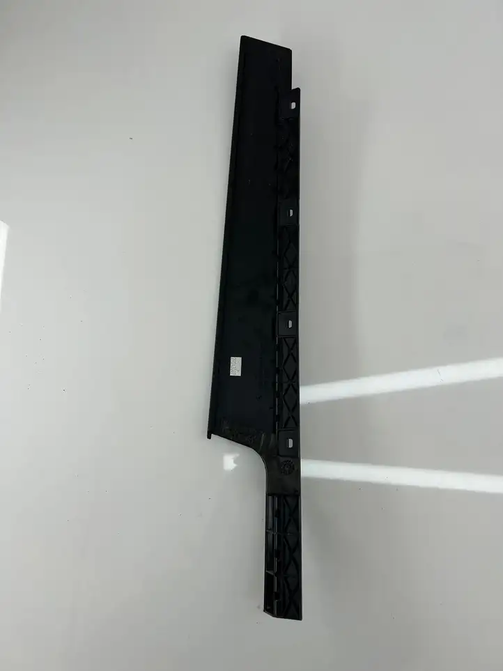 BMW 3 F30 F35 F31 (2012 - 2018) 7263383 Накладка стекла задней двери — фото 4