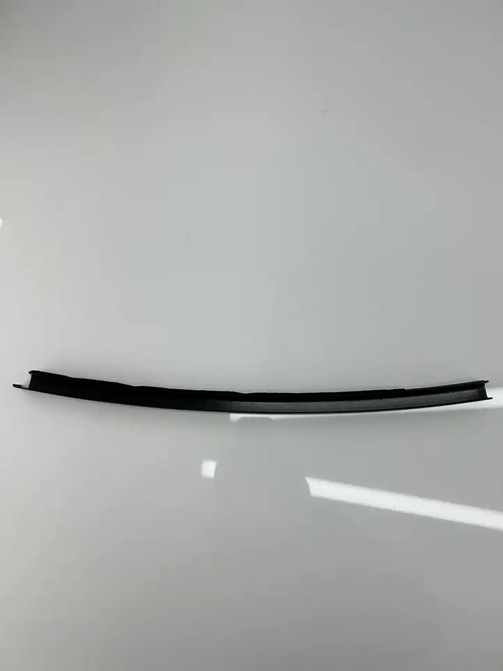 Mercedes-Benz E W212 (2009 - 2016) a2127300419 Накладка стекла задней двери — фото 4