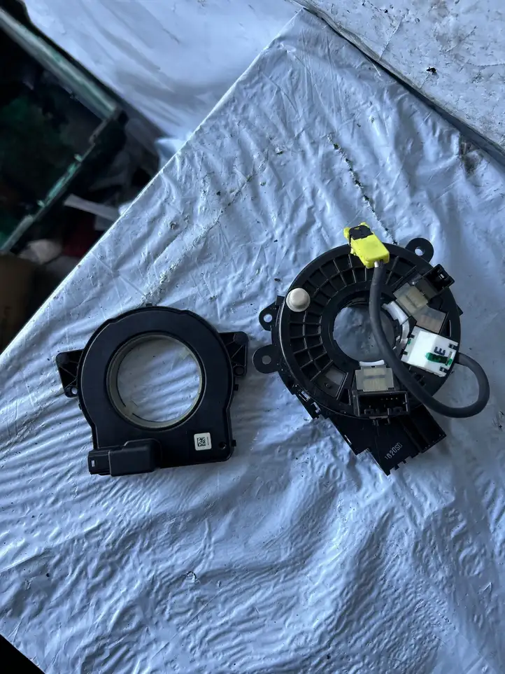Nissan Juke I F15 (2010 - 2018) 0265005571 Контактное кольцо SRS — фото 2