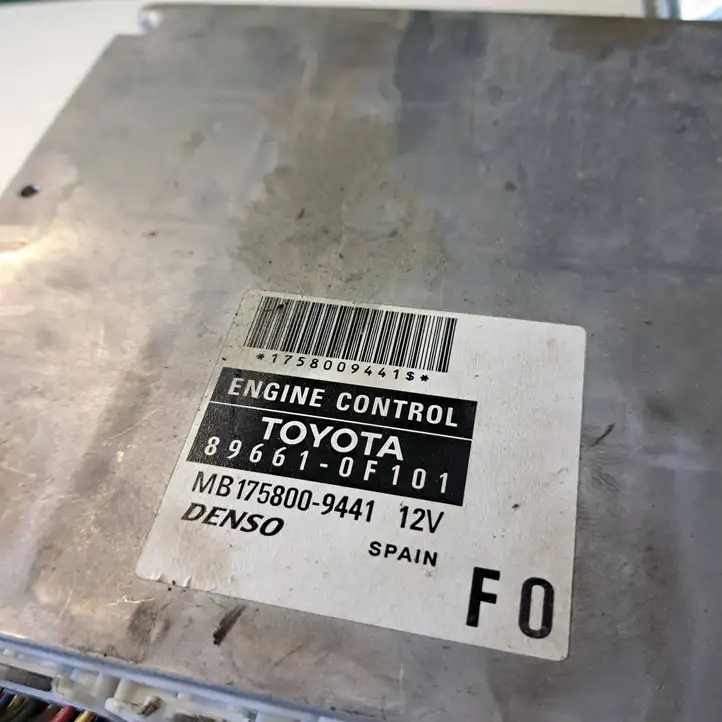 Toyota Corolla Verso AR10 (2004 - 2009) 896610F101 Блок управления двигателем (ЭБУ) — фото 3