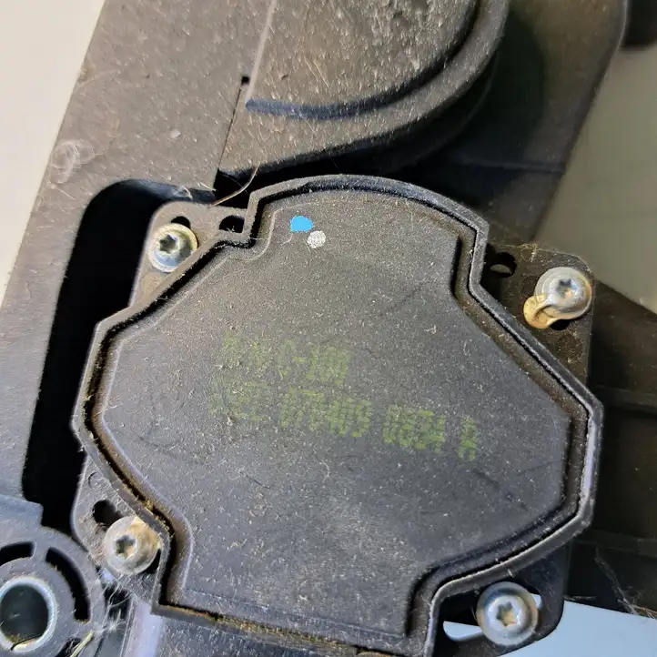 Chevrolet Captiva (2006 - 2011) 96625895 Педаль акселератора — фото 3