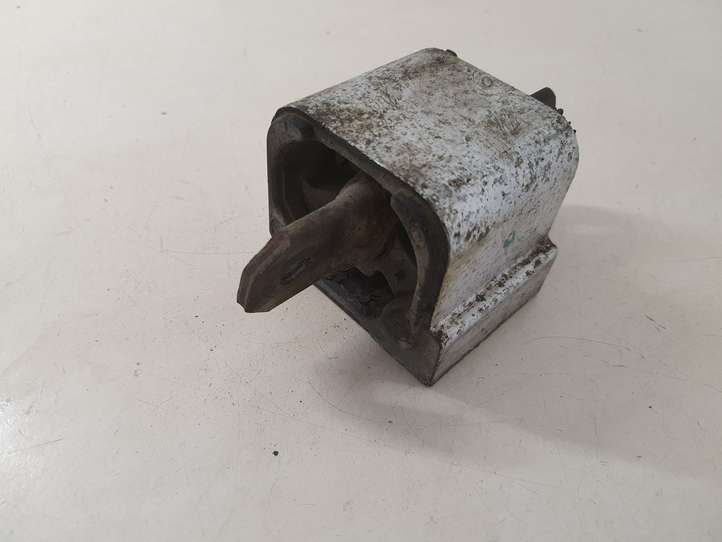Mercedes-Benz Vito Viano W639 (2003 - 2010)  A639242 Подушка коробки передач