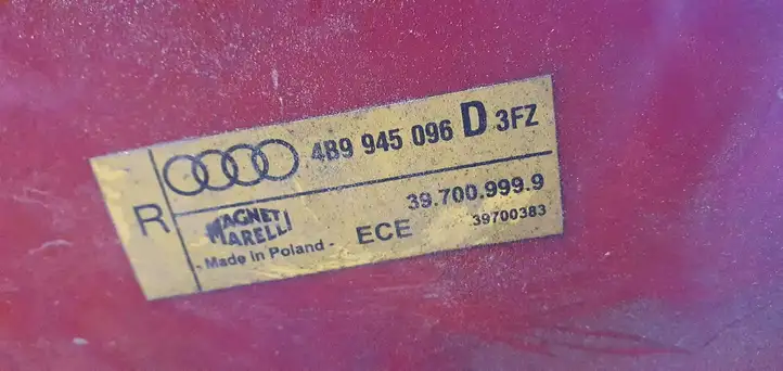 Audi A6 S6 C5 4B (2001 - 2004) 4B9945096D Задний фонарь в кузове — фото 4