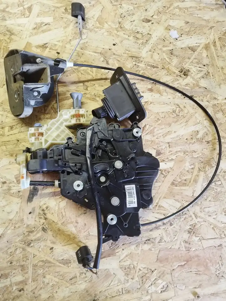Volkswagen Caddy (2004 - 2010) 2K0843654BD Замок раздвижной двери — фото 1