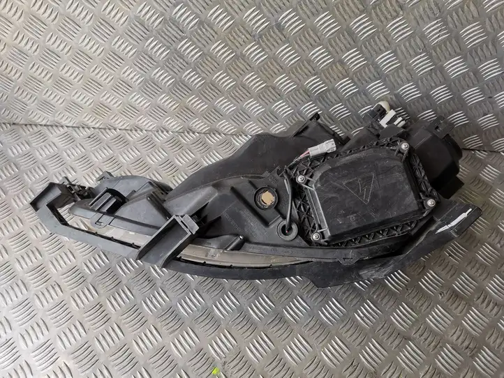 Mazda 6 (2009 - 2012) GS3L50151 Передняя фара — фото 6