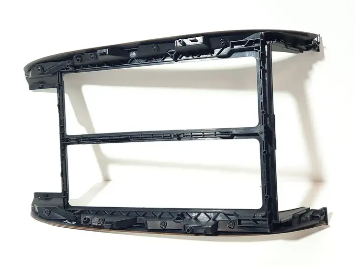 Land Rover Range Rover Sport L320 (2005 - 2009) 05851000 Другая деталь консоли (туннеля) — фото 1