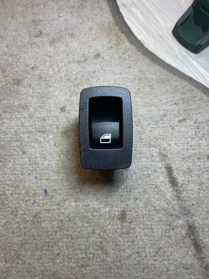BMW 3 F30 F35 F31 (2012 - 2018) L1B00401 Блок кнопок стеклоподъемников — фото 1