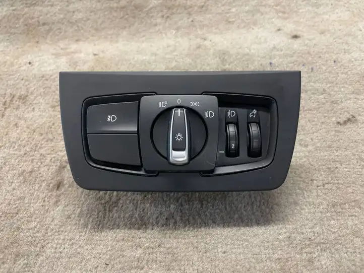 BMW 3 F30 F35 F31 (2012 - 2018) 04215265 Включатель фонарей — фото 2