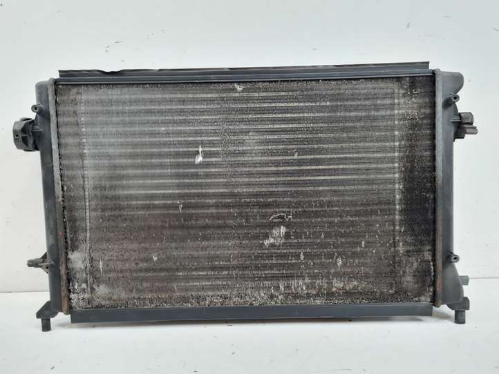 Volkswagen Caddy (2004 - 2010)  1K0121251P Комплект радиаторов