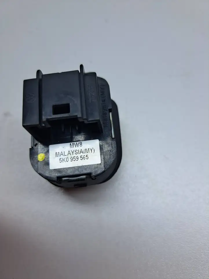 Volkswagen Golf VI (2009 - 2013) 5K0959565 Кнопка стеклоподъемников — фото 2