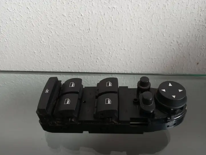 BMW X5 E70 (2006 - 2013) 9218044 Кнопка стеклоподъемников — фото 2