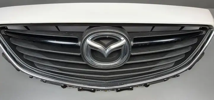 Mazda 6 (2012 - 2015) GHP950716 Верхняя решетка радиатора — фото 2