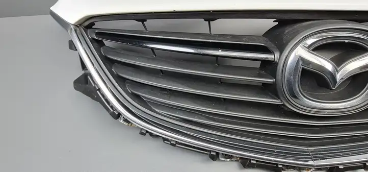 Mazda 6 (2012 - 2015) GHP950716 Верхняя решетка радиатора — фото 4